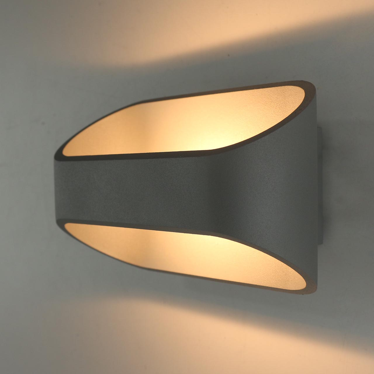 

Arte Lamp Настенный светодиодный светильник Arte Lamp A1428AP-1GY