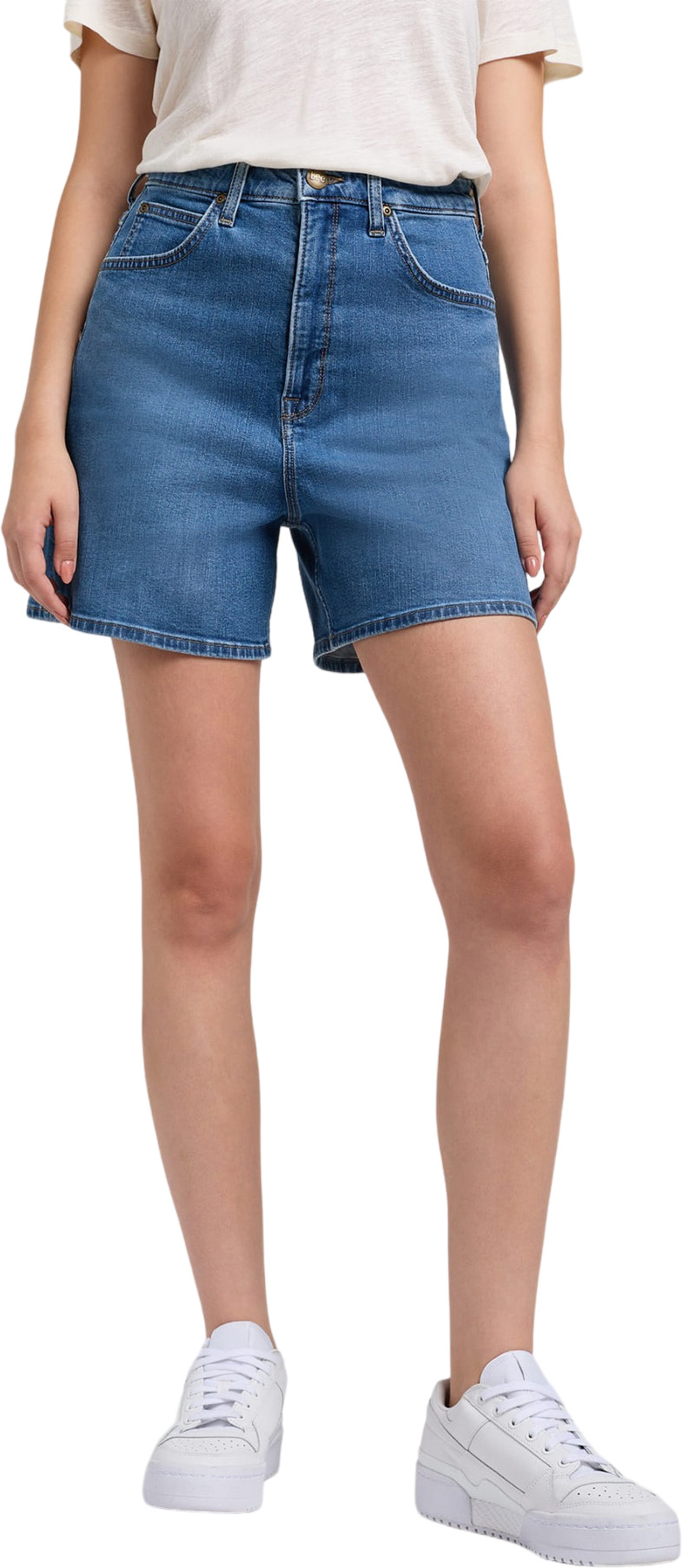 Джинсовые шорты женские Lee STELLA SHORT OCEAN WIDE синие 28 5399₽