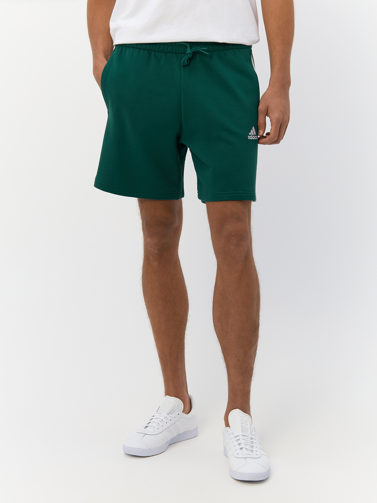 

Спортивные шорты мужские Adidas Essentials French Terry 3-Stripes IS1342 зеленые L, Зеленый, Essentials French Terry 3-Stripes