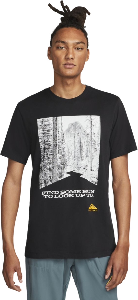 

Футболка мужская Nike DM5433 черная S, DM5433