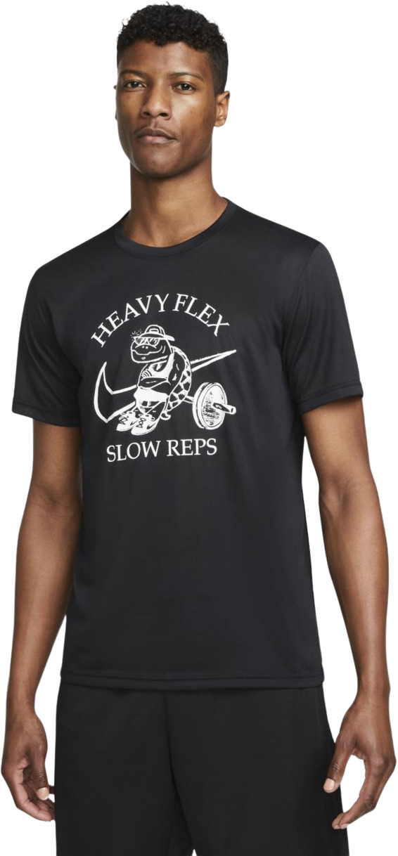 

Футболка мужская Nike DM6283 черная S, DM6283