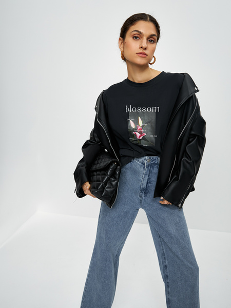 

Футболка женская ZARINA 2460525427 черная 2XL, 2460525427