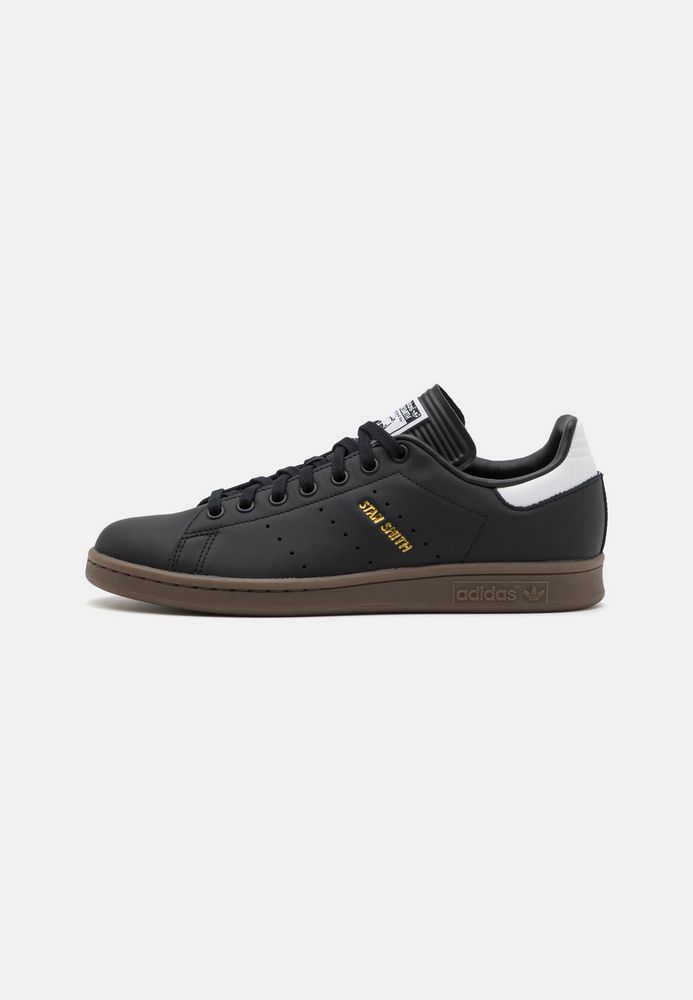 

Кеды унисекс Adidas Originals AD115O1N5 черные 39 1/3 EU, Черный, AD115O1N5