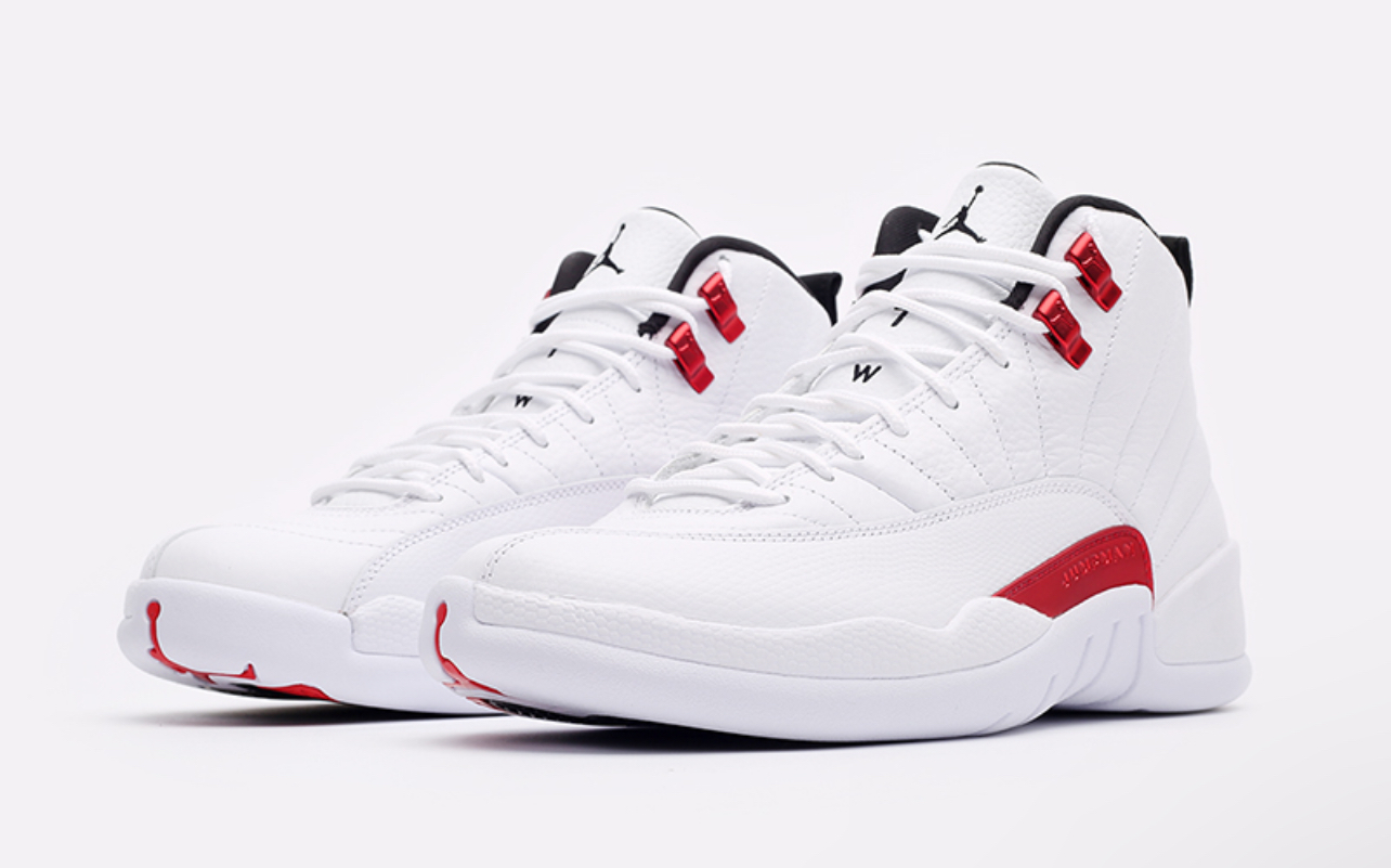 

Спортивные кроссовки мужские Nike Air Jordan 12 Retro белые 43 EU, Белый, Air Jordan 12 Retro