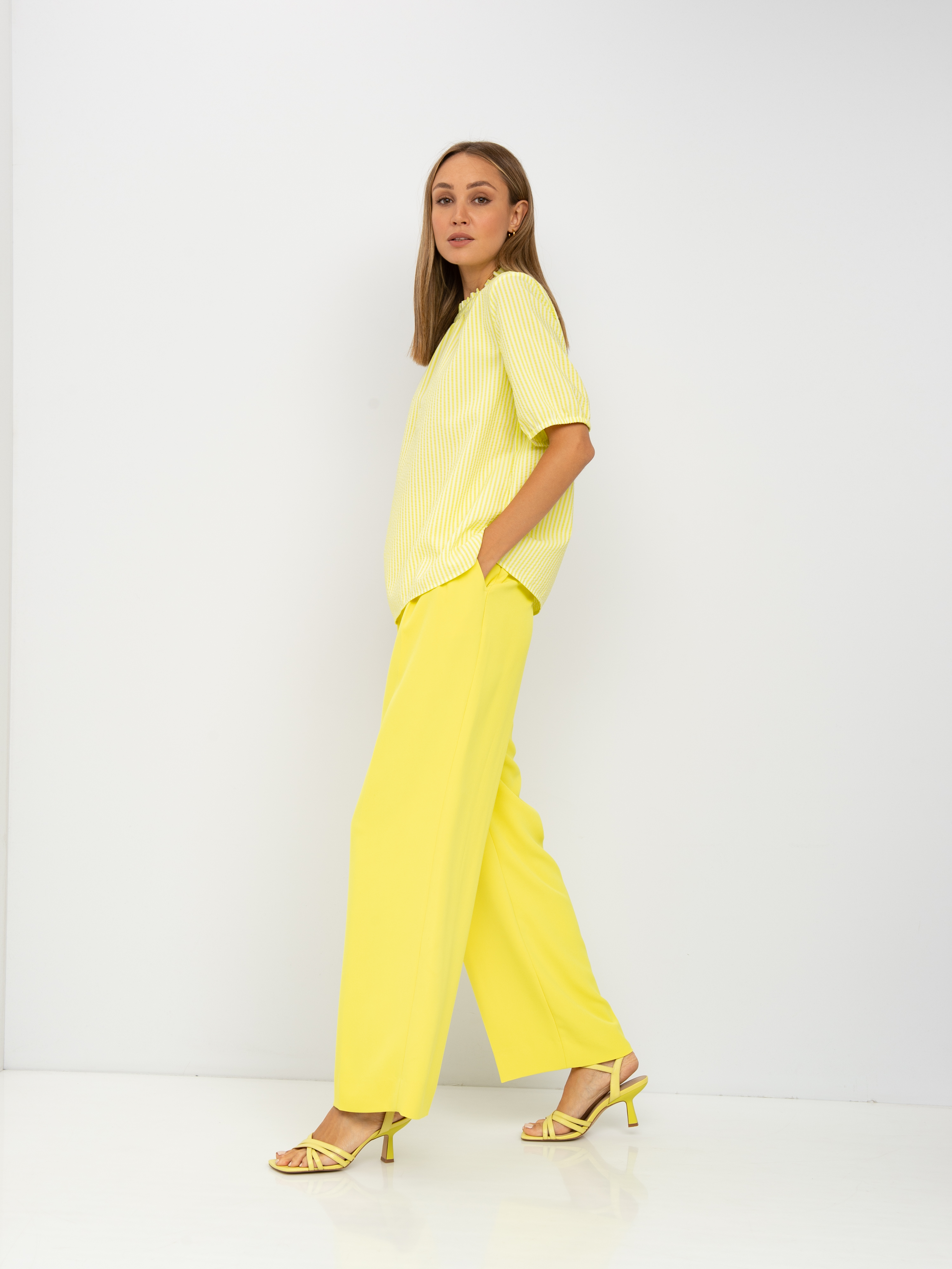 Блуза женская TAIFUN by GERRY WEBER 360301-11001-9462 бежевая 40