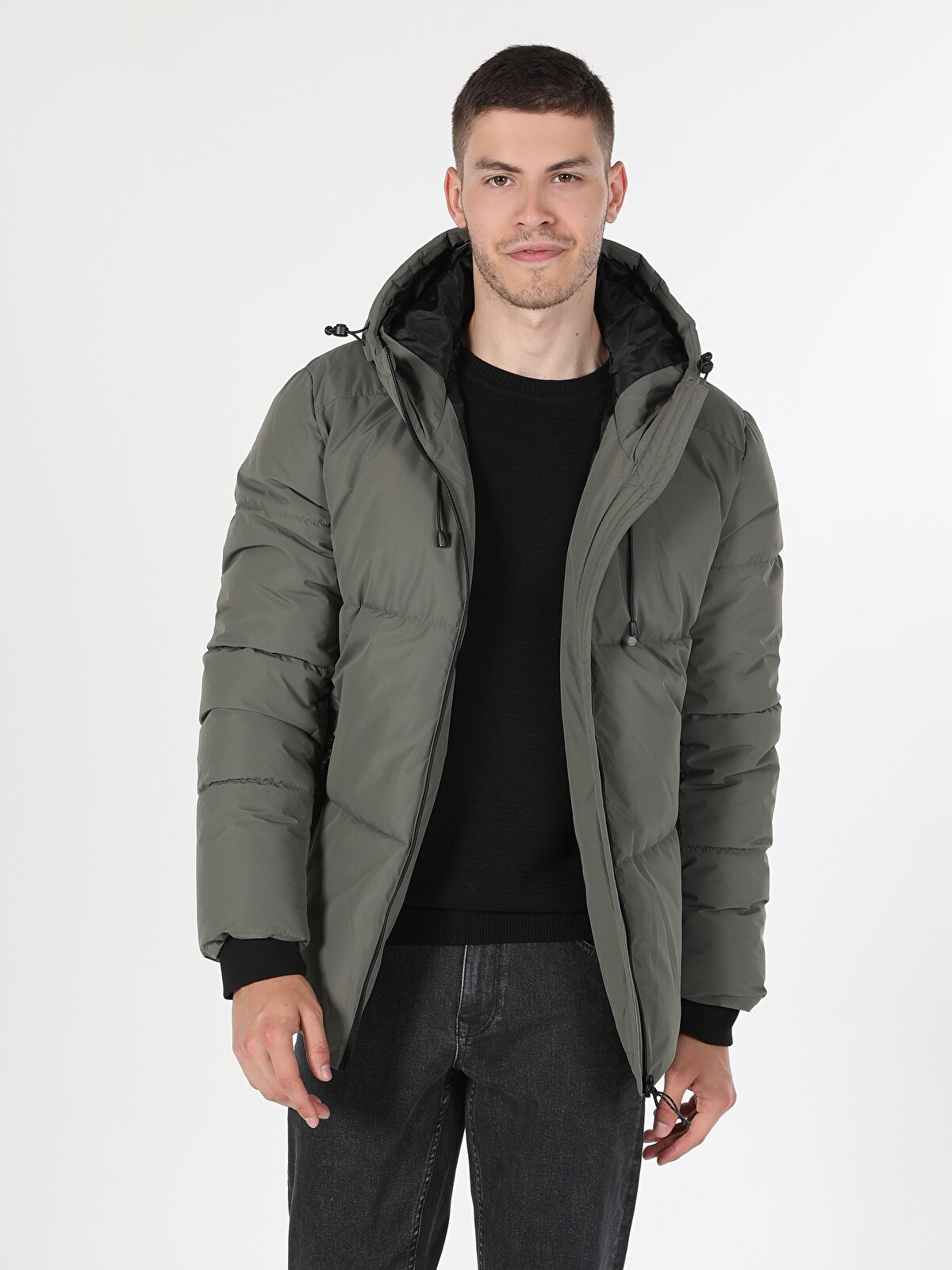 

Куртка мужская Colins CL1055676_Q1.V1KH серая M, CL1055676_Q1.V1KH