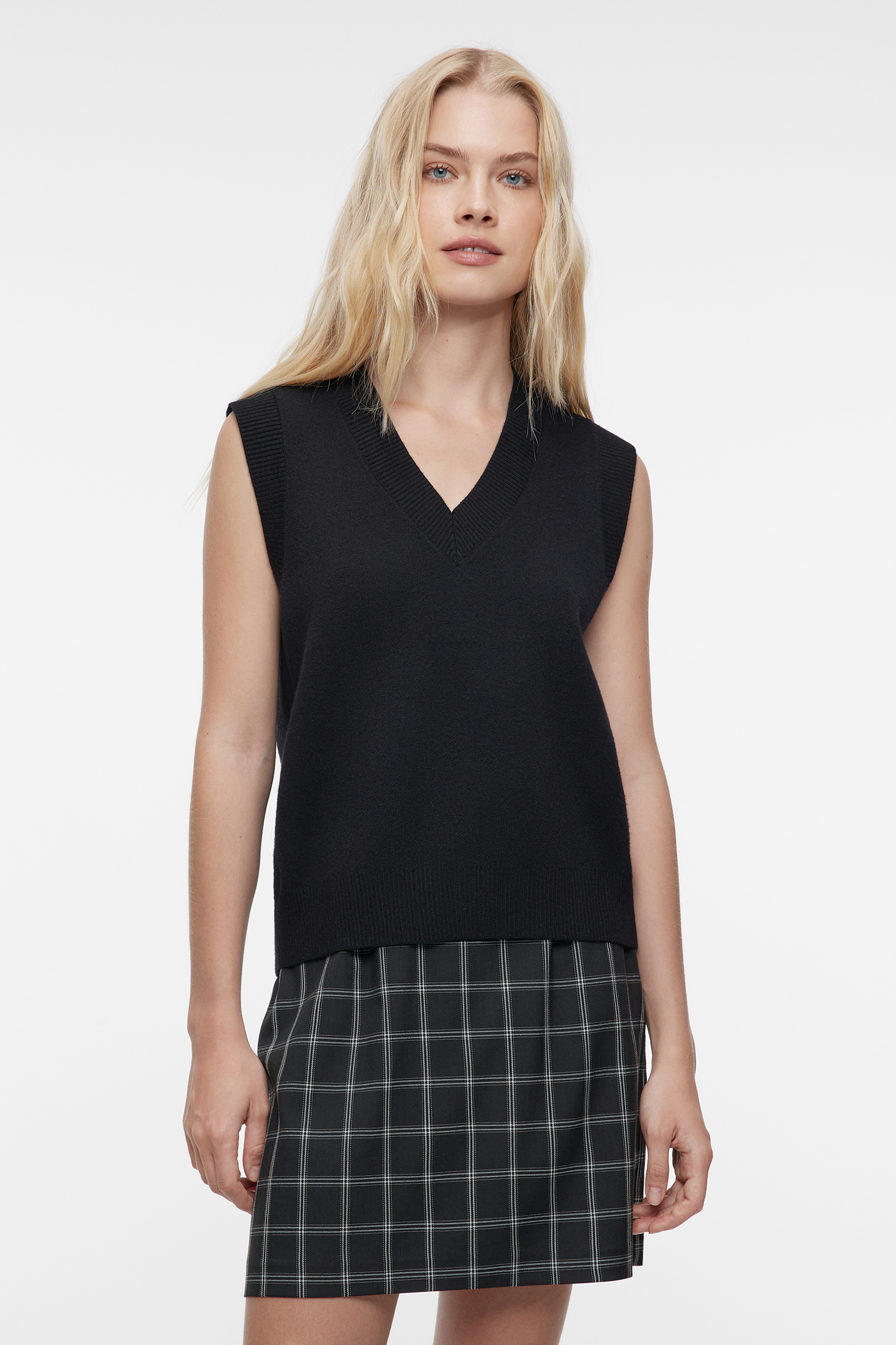 

Жилет женский Befree VEST1-50 черный M, VEST1-50