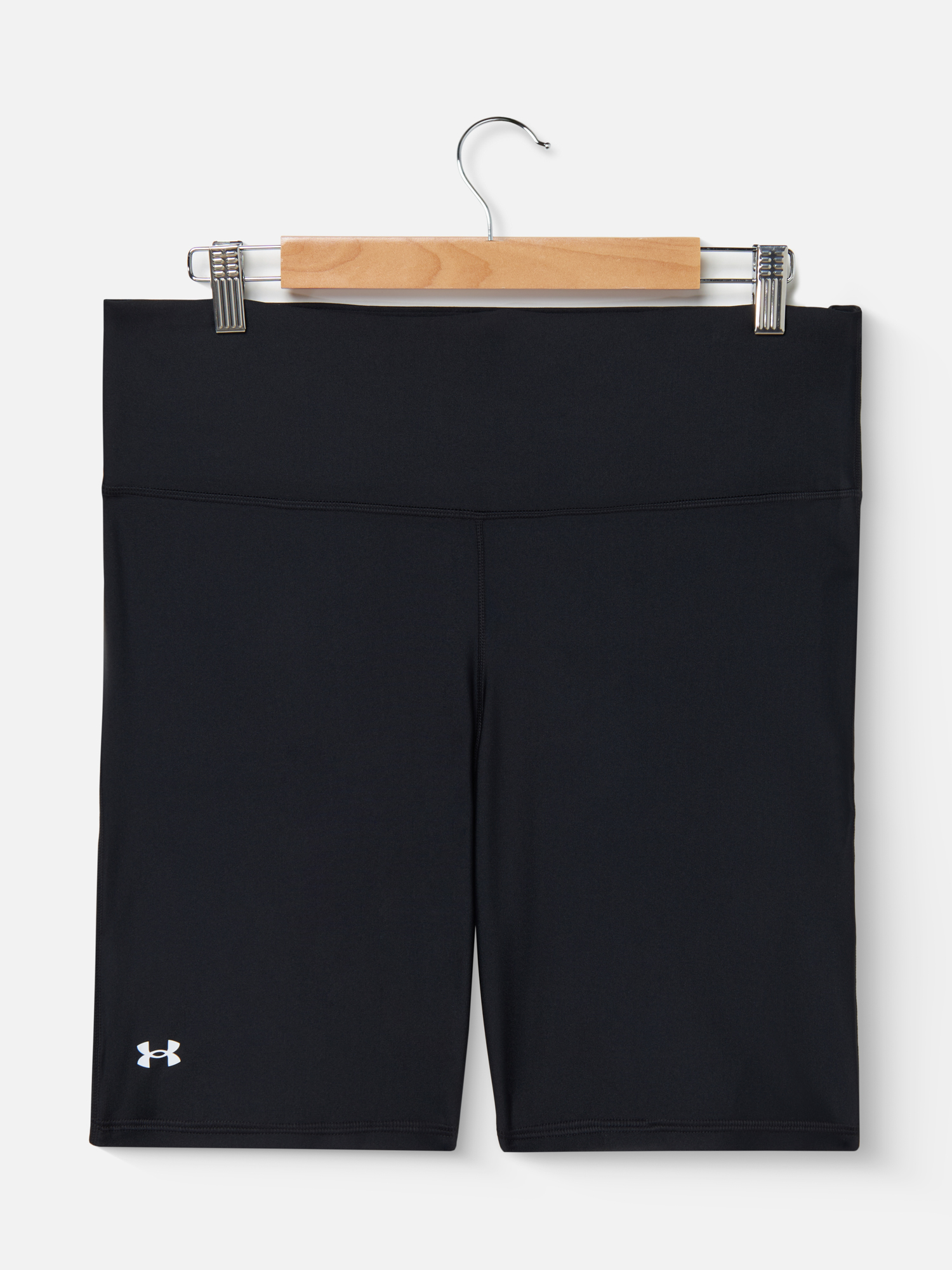 Шорты женские Under Armour 1360939-1 черные XL