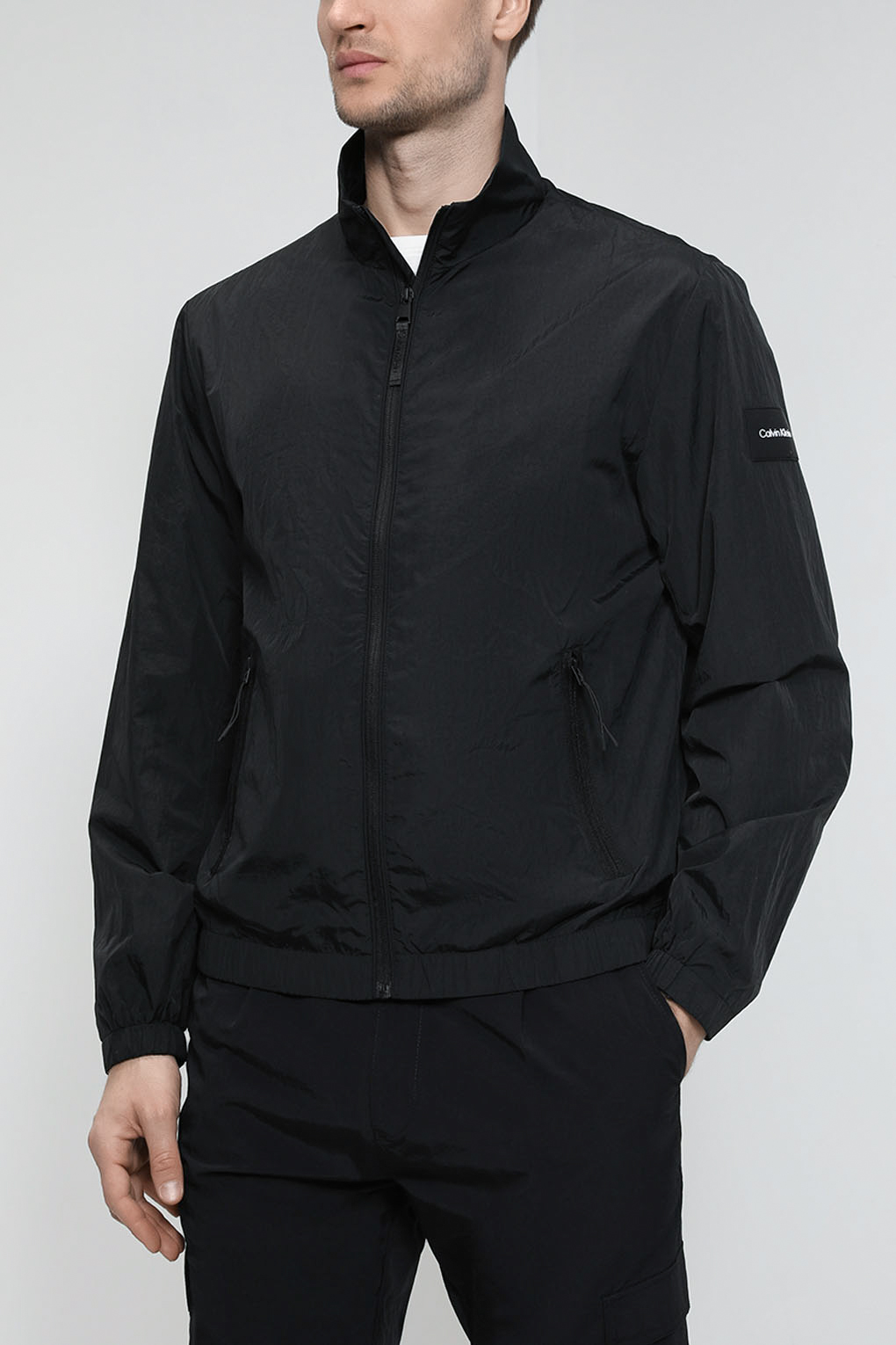 

Ветровка мужская Calvin Klein K10K111441 черная M, Черный, K10K111441