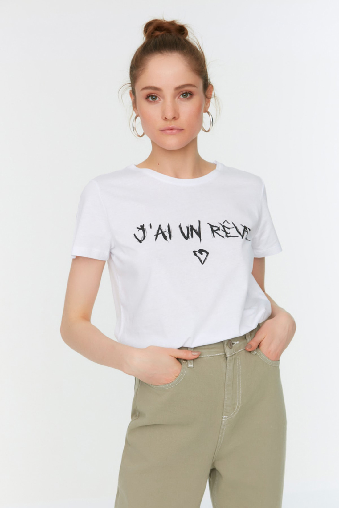 

Футболка женская Trendyol TWOSS22TS1932 белая M, Белый, TWOSS22TS1932