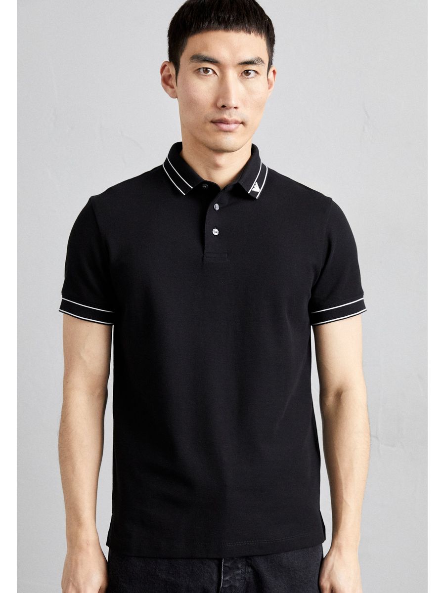 

Футболка мужская Emporio Armani EA822P04D черная XL, Черный, EA822P04D