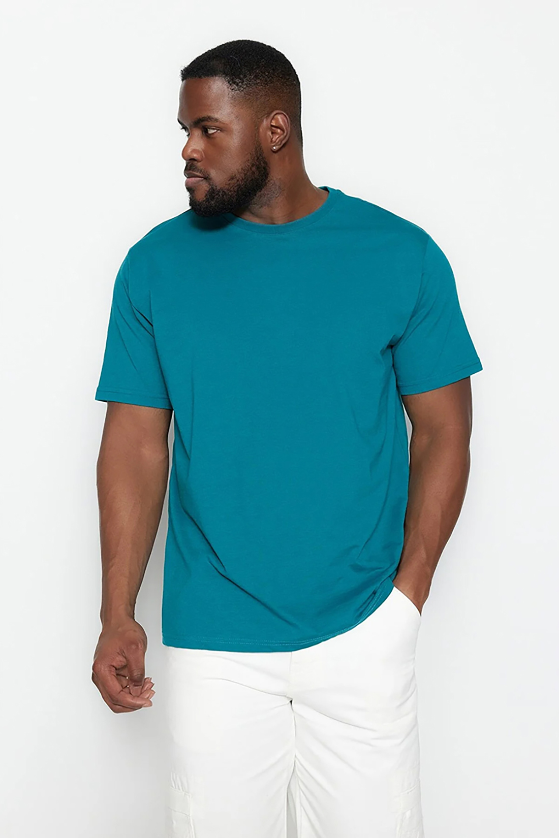 

Футболка мужская Trendyol TMNSS23TS00138 синяя 4XL, Синий, TMNSS23TS00138