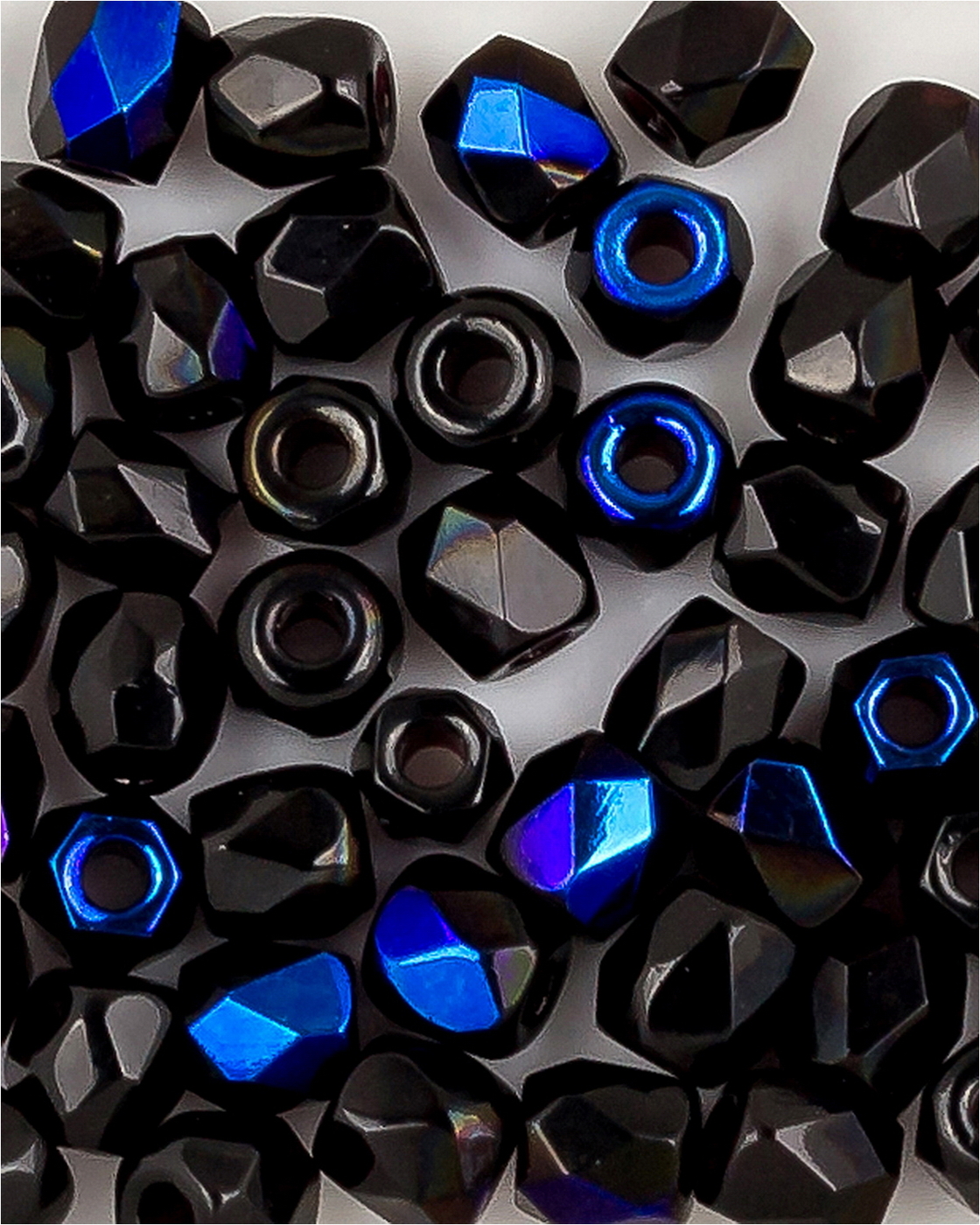 

Стеклянные чешские бусины Fire polished beads ганеные круглые 2 мм цвет Jet Azuro 50шт, Черный, FP-2
