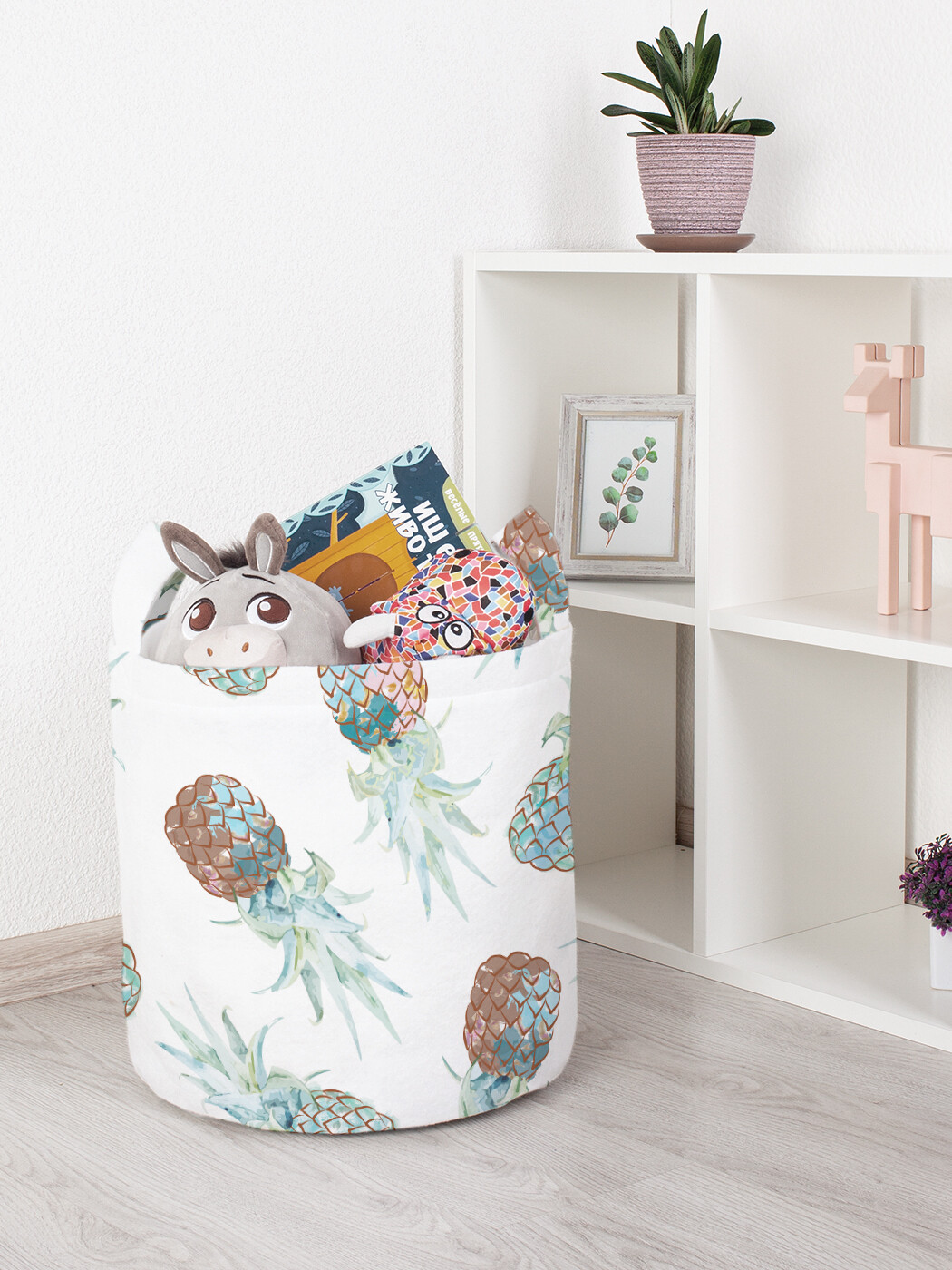 

Корзина для игрушек JoyArty 35x35 см toba_8071_S, Белый