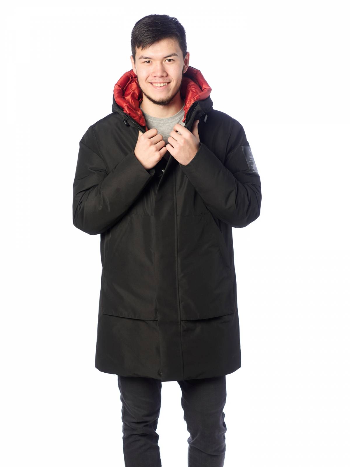 Зимняя куртка мужская Vivacana 4052 черная 46 RU