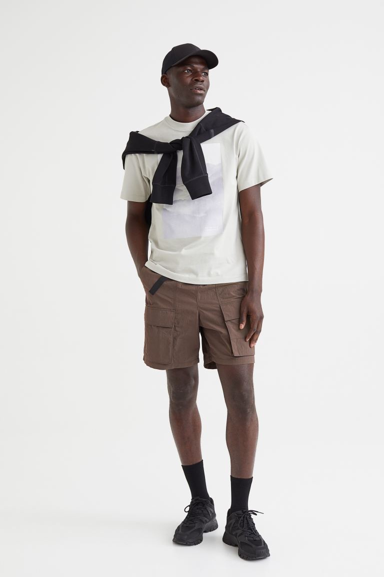 

Шорты мужские H&M 1063662002 хаки M (доставка из-за рубежа), 1063662002