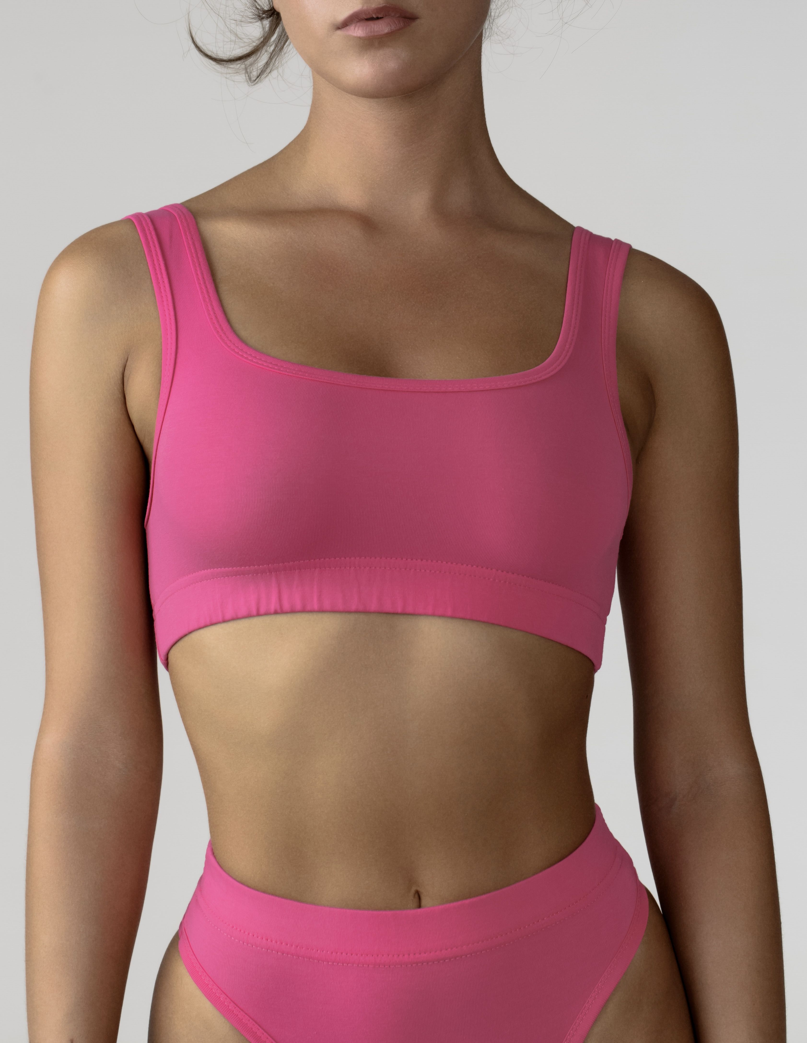 

Топ женский Elements clothes на широких бретелях розовый XS, на широких бретелях