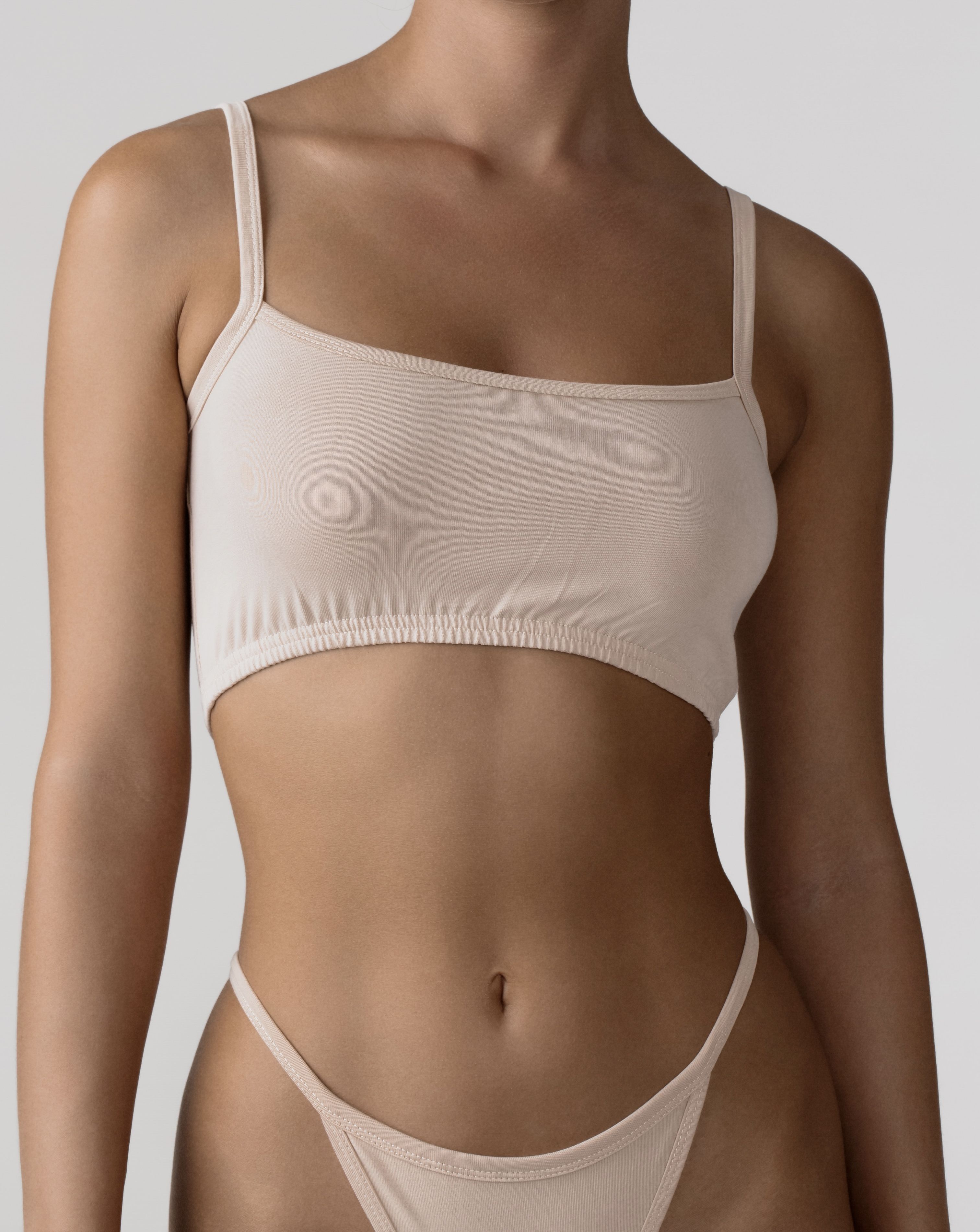 

Топ женский Elements clothes мини бежевый L, мини