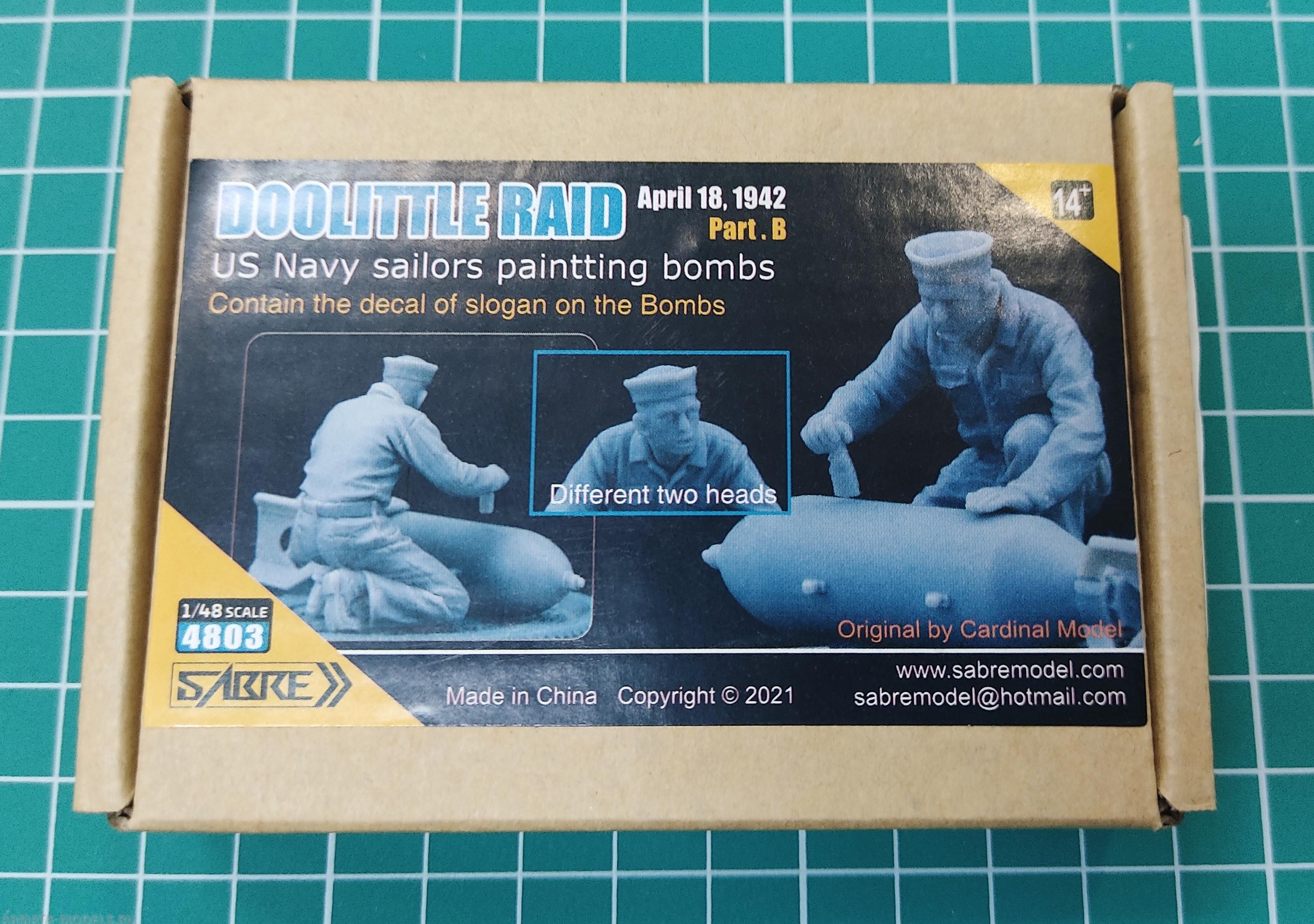 4803SBR DOOLITTLE RAID Part.B - US Navy sailors paintting bombs