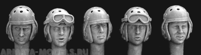 

HUH08 5 heads in WW2 US tanker helmet