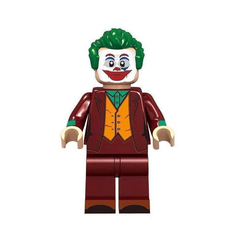 фото Фигурка джокер (joker) в красном костюме совместима с лего nobrand