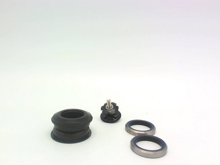 

Рулевая Neco H146 1 1/8 полуинтегрированная черная