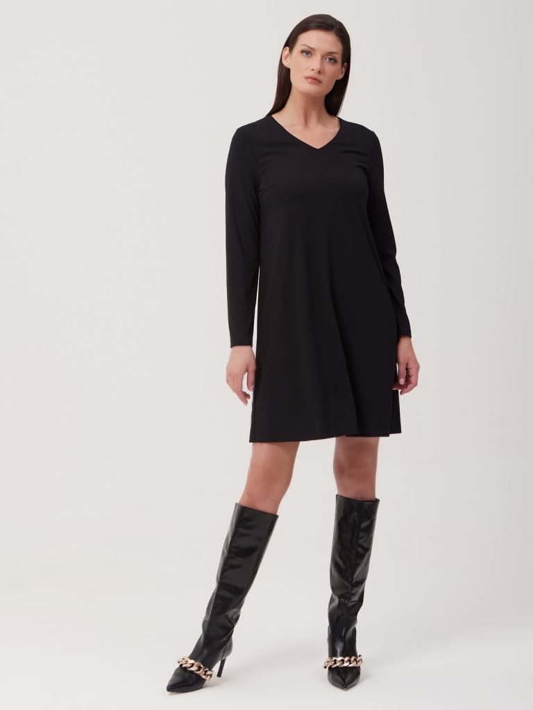 

Платье женское Eleganzza 1231145001 черное 46 RU, Черный, 1231145001