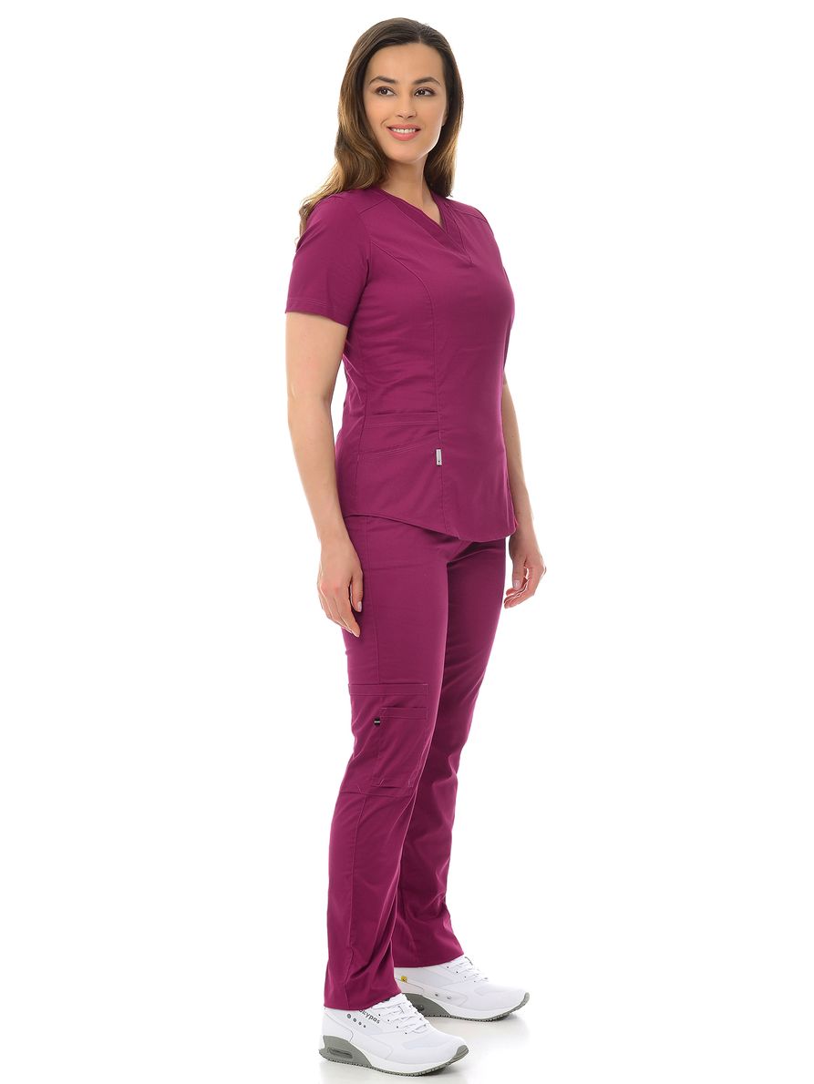 

Костюм медицинский женский MedicalWear Вена 103 фиолетовый 50 RU, Вена 103