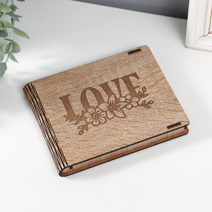 

Шкатулка Love 15х12х2 см, Бежевый