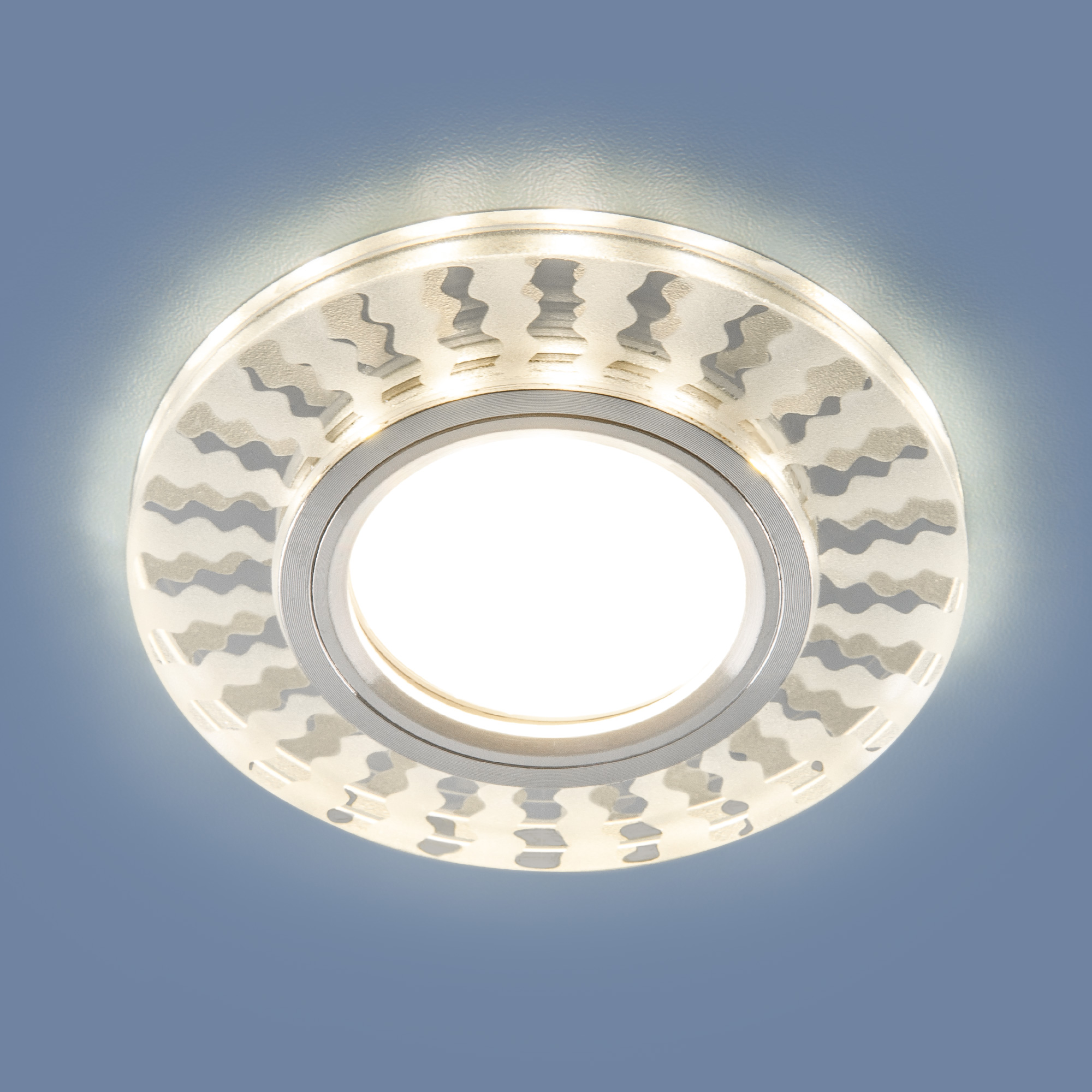 фото Встраиваемый точечный светильник с led подсветкой elektrostandard 2248 mr16