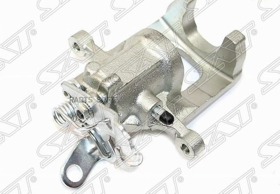 

SAT Суппорт тормозной RR SKODA OCTAVIA 04-/YETI 09- LH