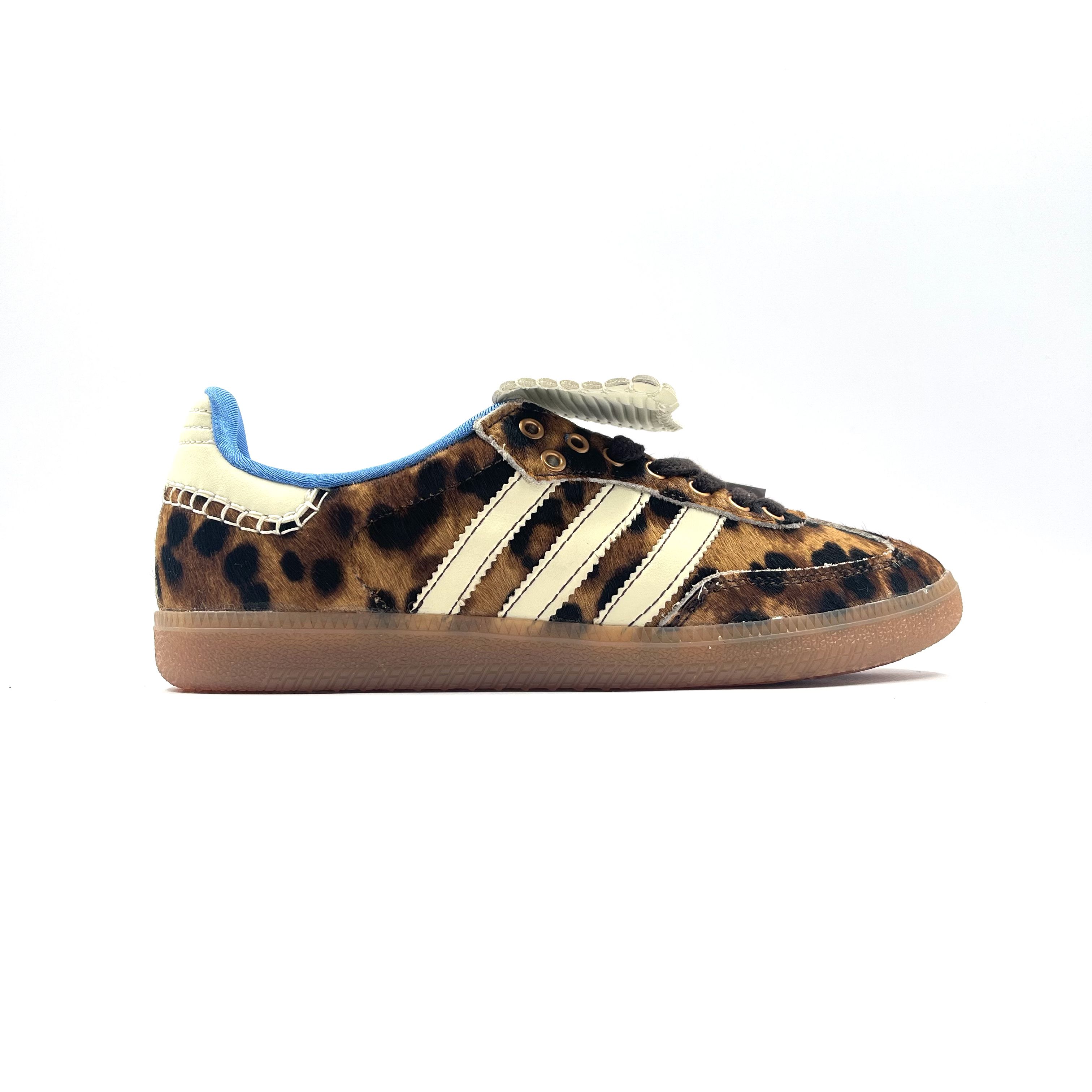 

Кеды унисекс Adidas Originals Samba Pony Tonal Wales Bonner коричневые 38 EU, Коричневый, Samba Pony Tonal Wales Bonner
