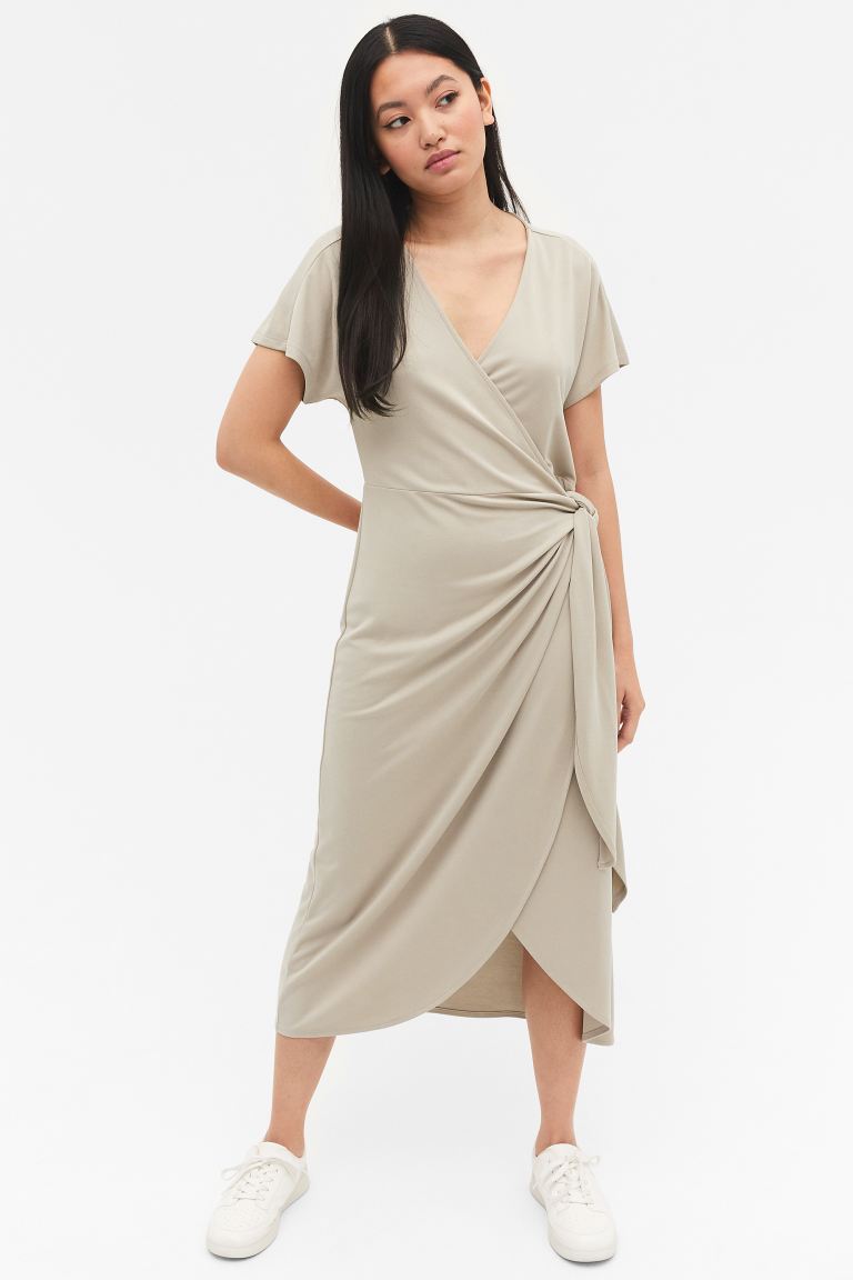 

Платье женское Monki 1068761003 серое L (доставка из-за рубежа), 1068761003