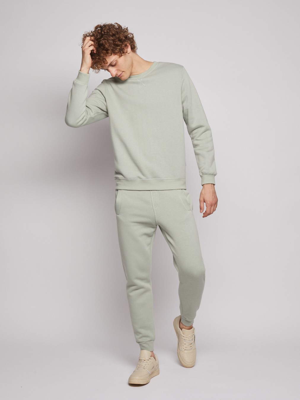 

Спортивные брюки мужские Zolla 21233762F012 зеленые M, 21233762F012