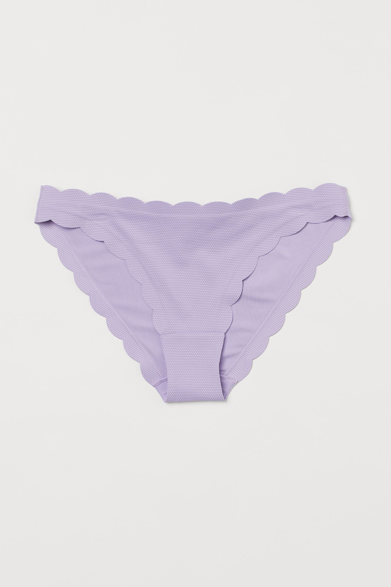 

Плавки женские H&M 930938005 фиолетовые 42 EU, Фиолетовый, 930938005