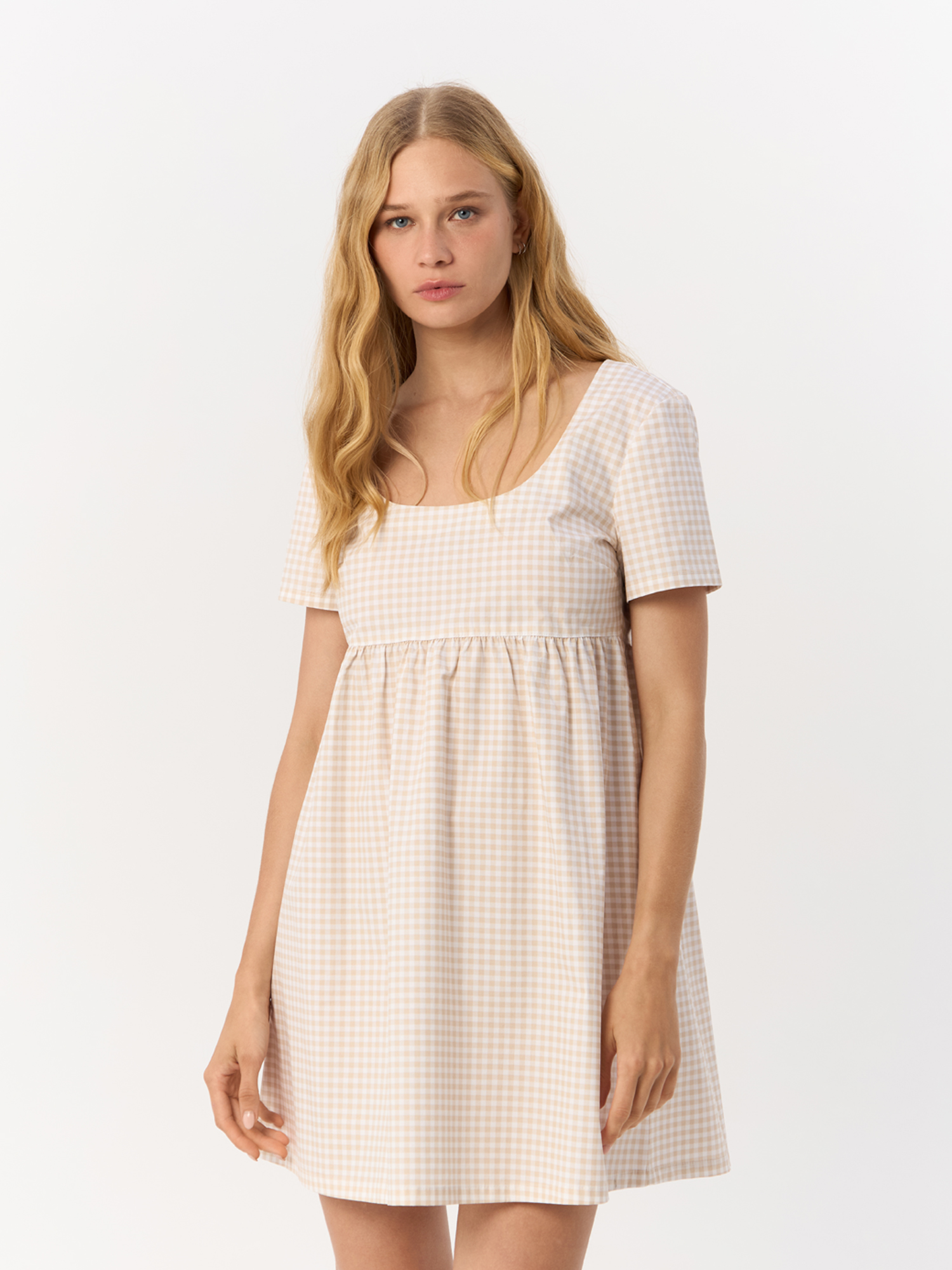

Платье женское H&M 987996003 бежевое 34 EU, Бежевый, 9879960