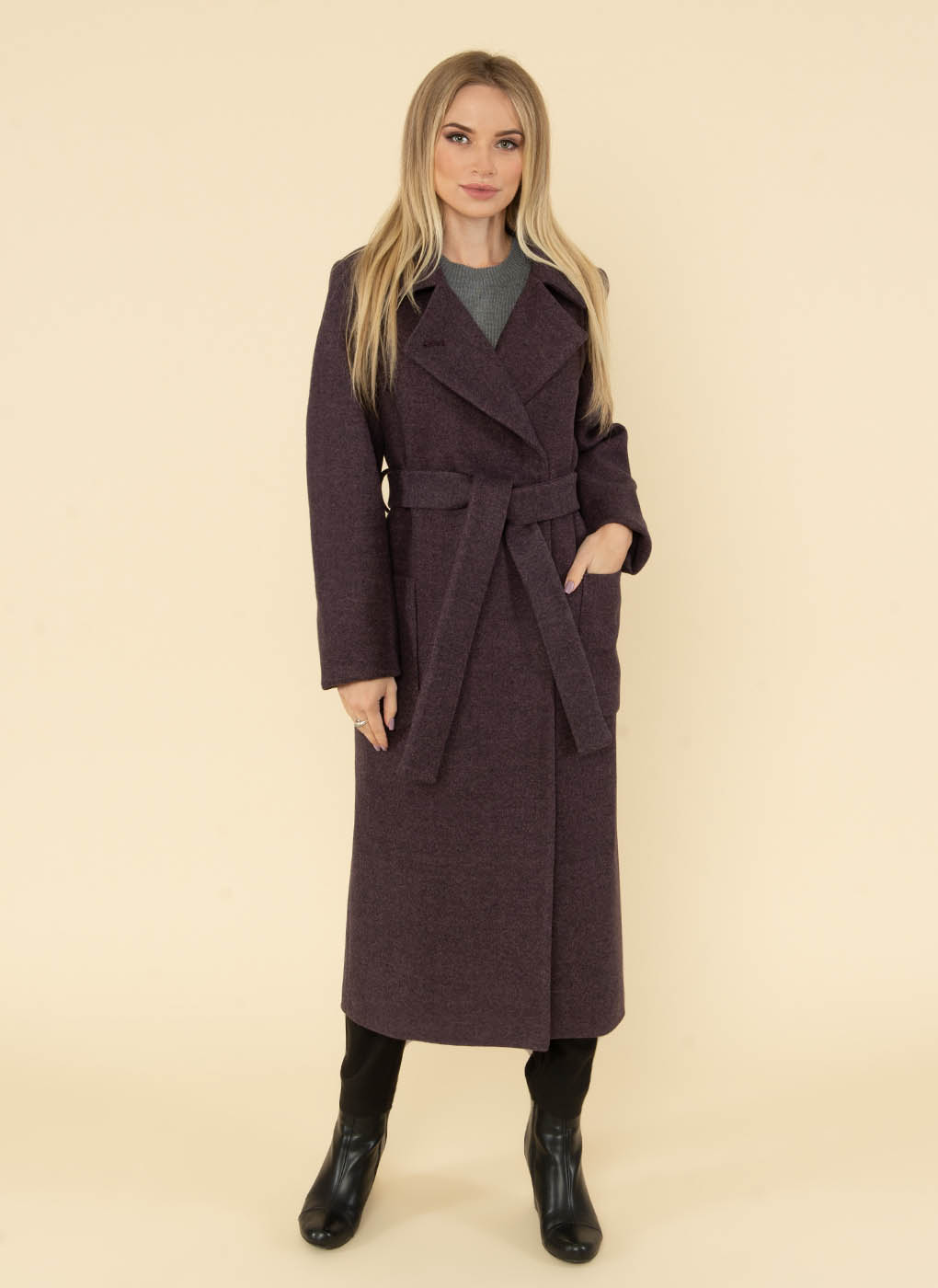 Пальто женское Каляев 37835 фиолетовое 54 RU