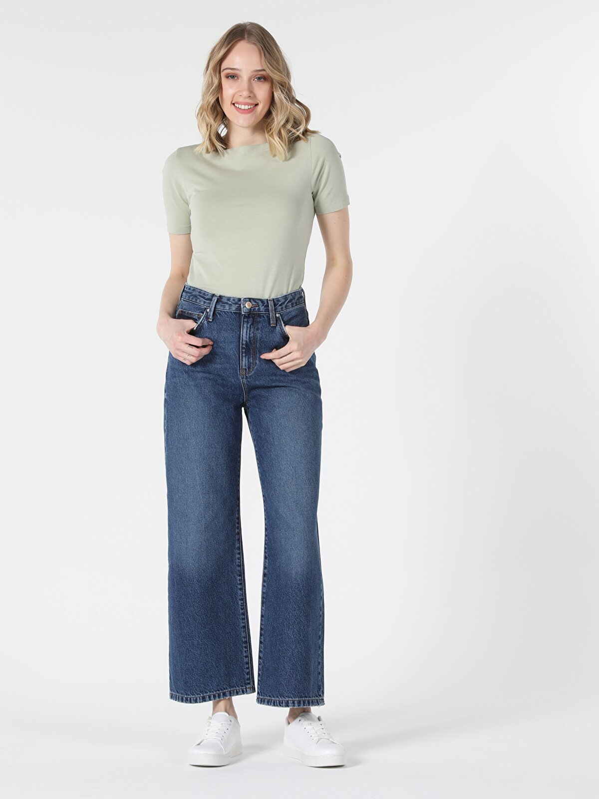 

Джинсы женские Colins CL1058605_Q1.V1_DN40054 синие 30-30 INT, Синий, CL1058605_Q1.V1_DN40054