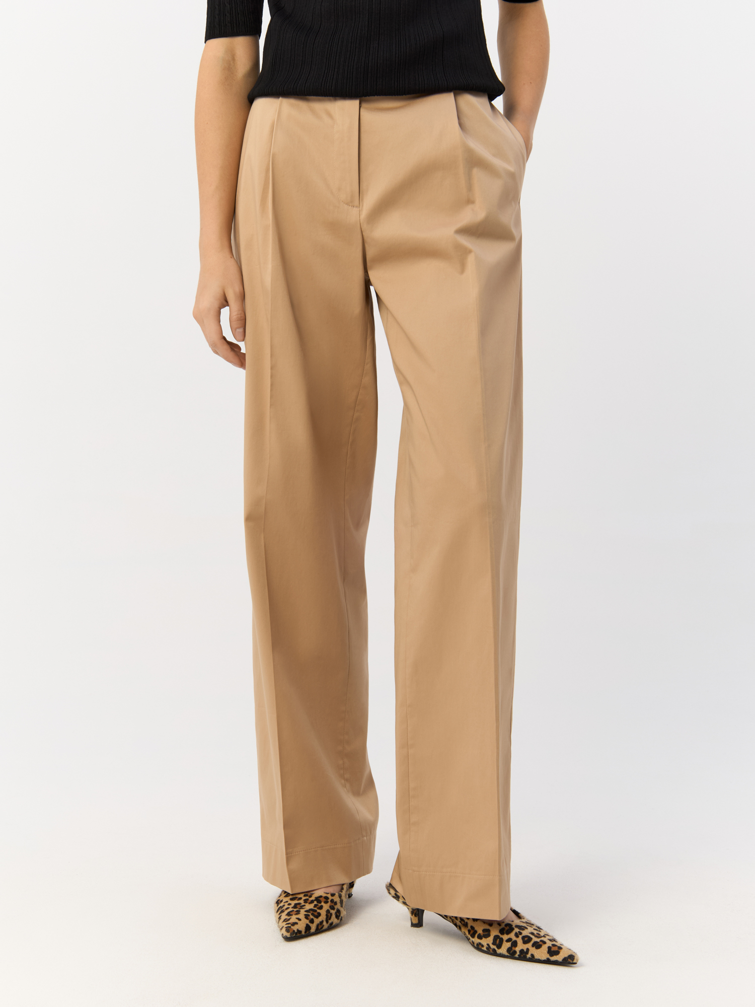 

Брюки женские Gerry Weber 120019-31283 бежевые 38, Бежевый, 120019-31283