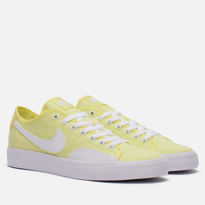 

Кеды женские Nike SB BLZR Court Light Citron желтые 44.5 EU, BLZR Court Light Citron