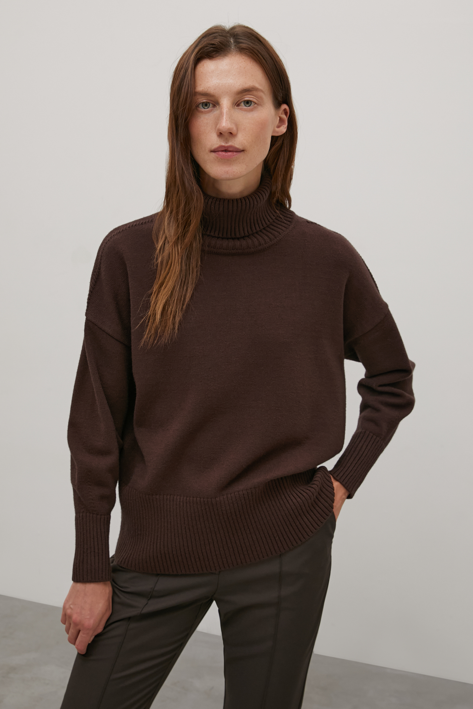 

Свитер женский Finn Flare FAC11110 коричневый 2XL, FAC11110