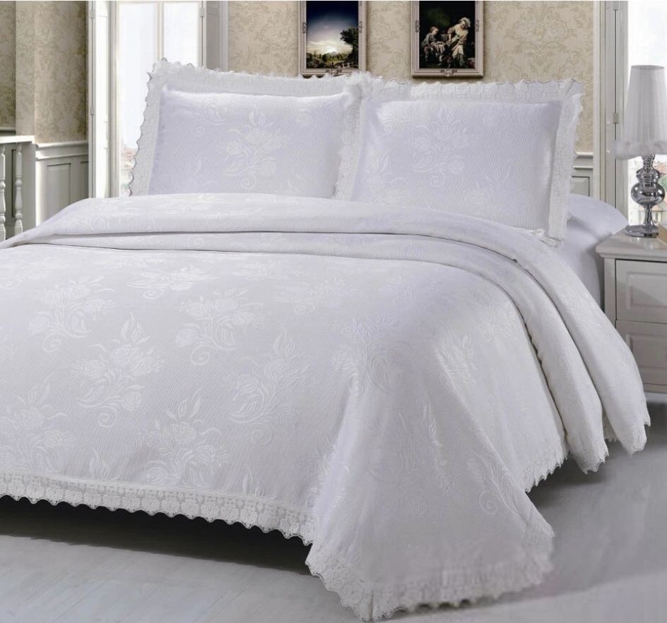 

Покрывало KINGSILK LETTO 240х260