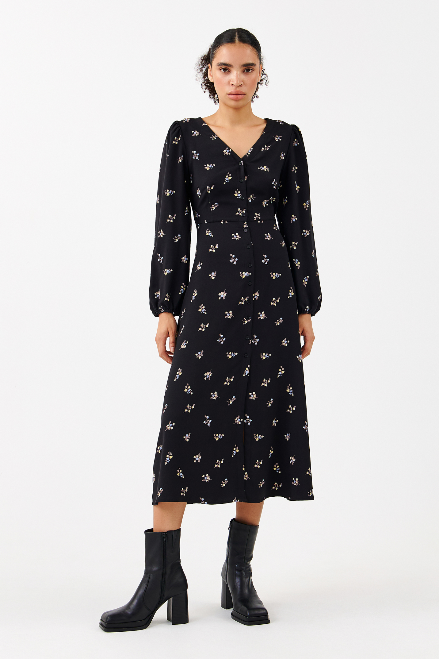 

Платье женское Befree 2241225542-54 черное L/XL, 2241225542-54