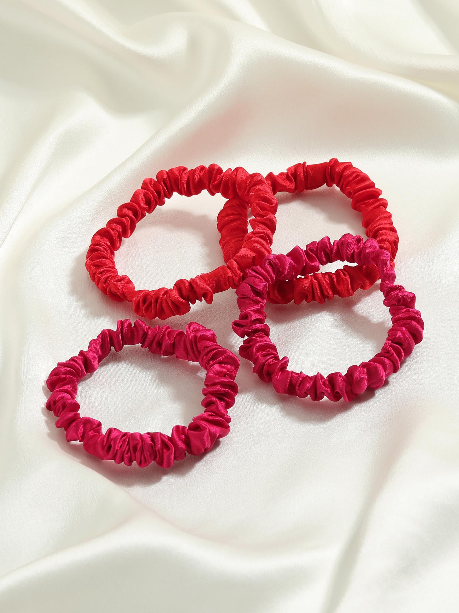 Резинки для волос 8 Horas of silk 4uzr красный+малиновый 4 шт