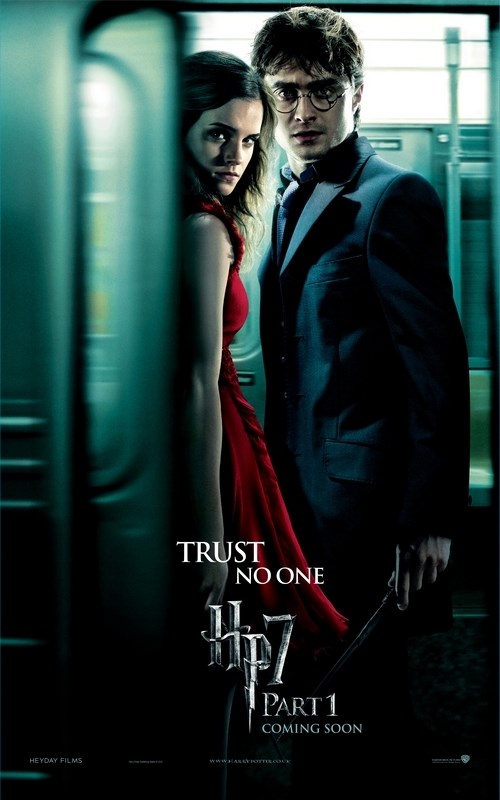 

Постер к фильму "Гарри Поттер и Дары Смерти: Часть I" (Harry Potter and the Deathly Hallow