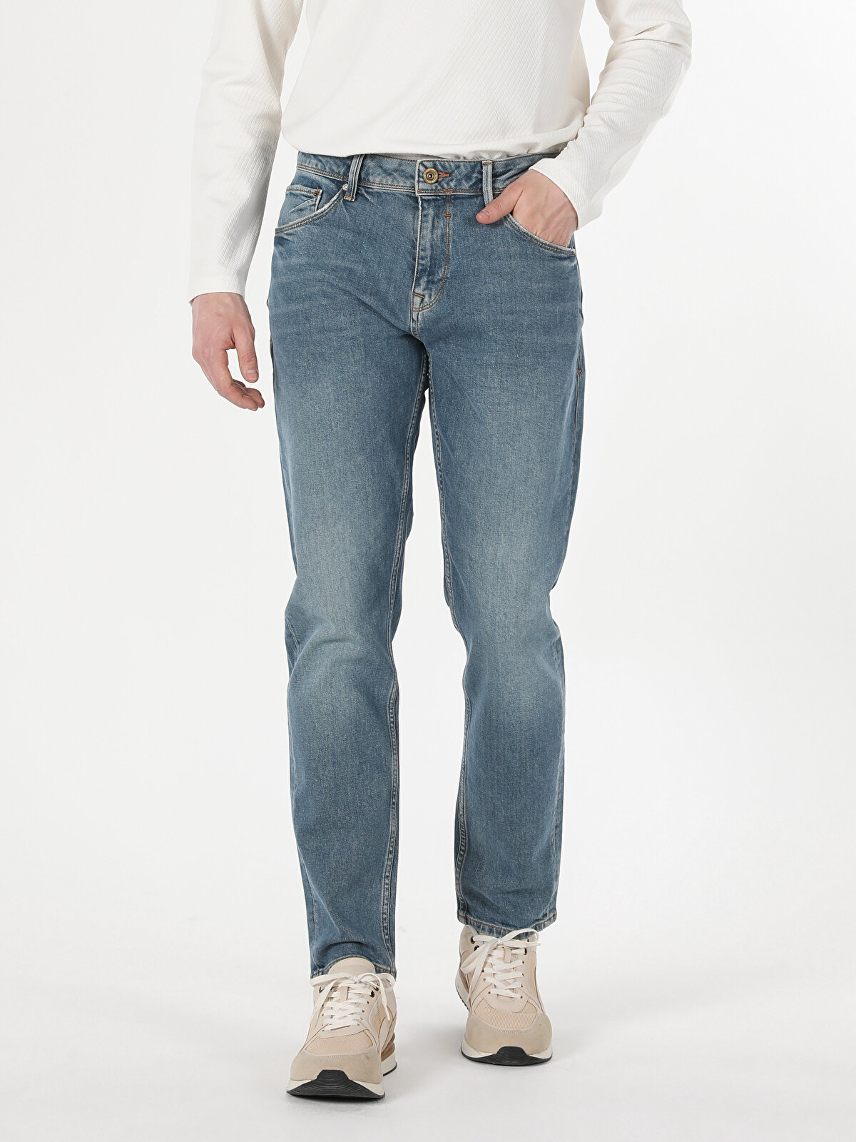 

Джинсы мужские Colins CL1058242_Q1.V1_DN41886 голубые 28-32 INT, Голубой, CL1058242_Q1.V1_DN41886