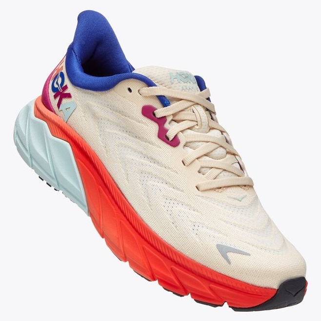

Спортивные кроссовки женские Hoka Arahi 6 бежевые 8 US, Бежевый, Arahi 6
