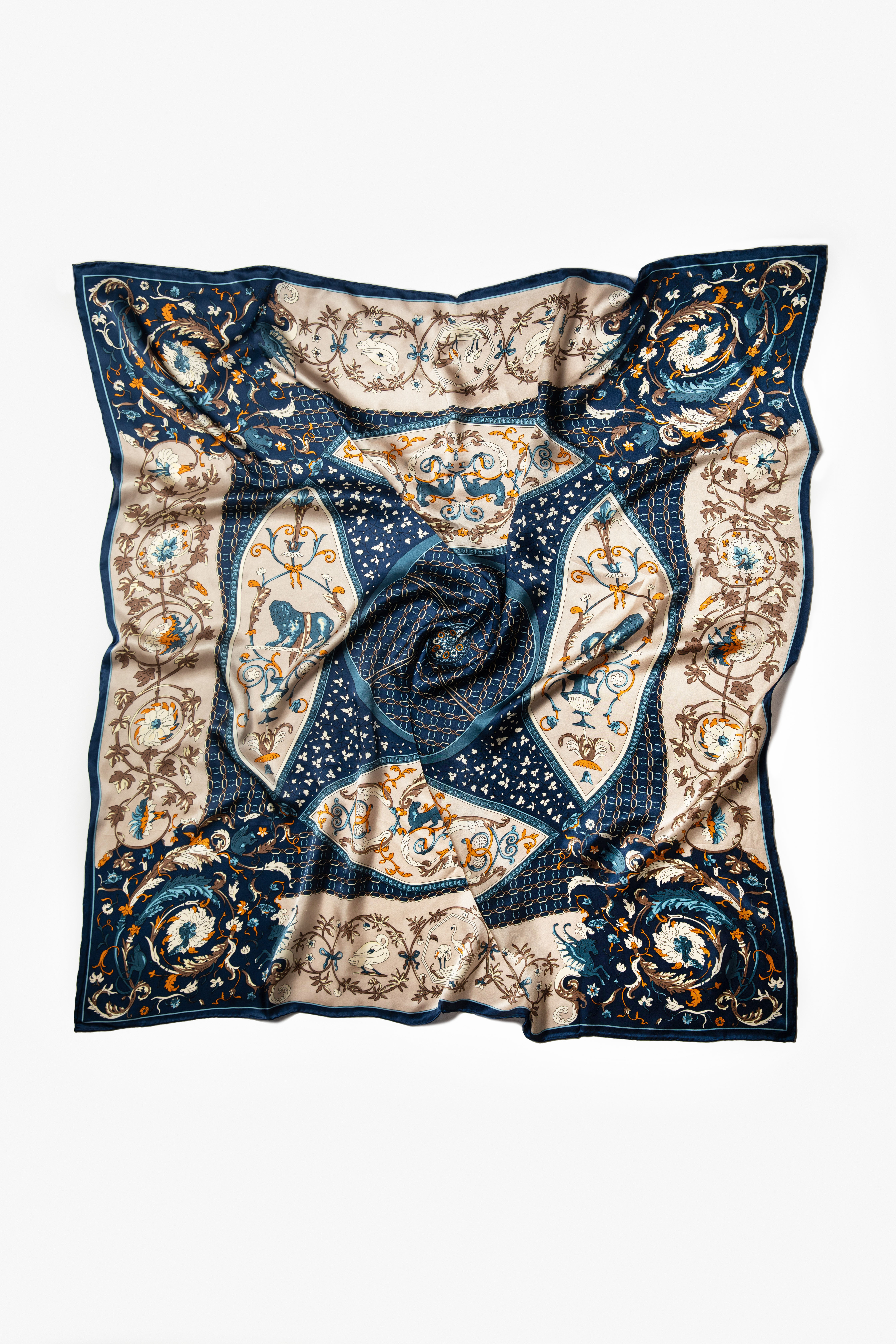 Платок женский GIN LAV 540 синий, 110х110 см