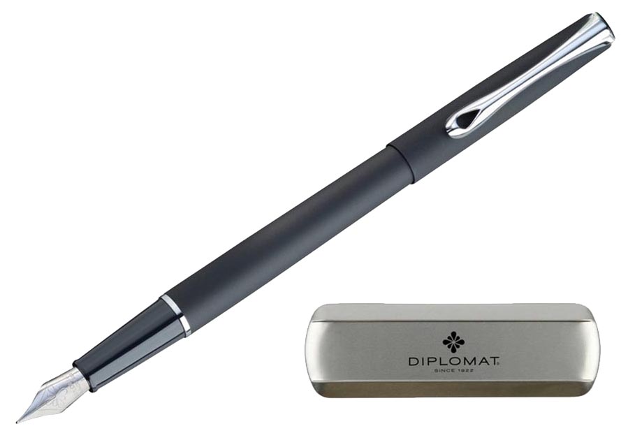 фото Ручка перьевая diplomat pen 1006786 traveller lapis black f синяя