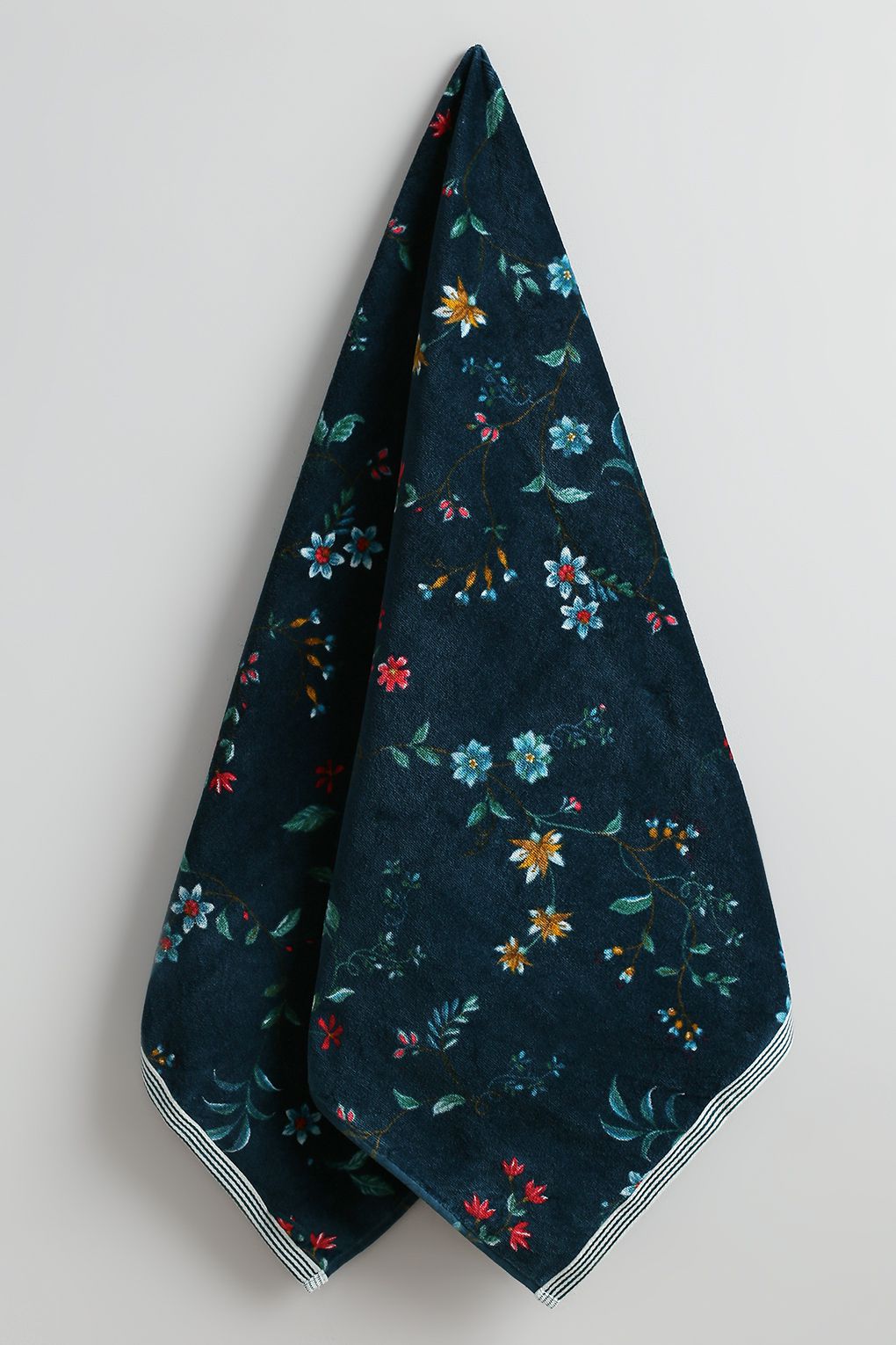 

217829 Полотенце Pip Studio (темно-синий) (30x50) Les Fleurs